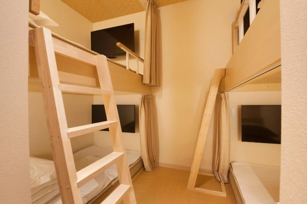 胶囊旅馆 Centurion Cabin & Spa 京都