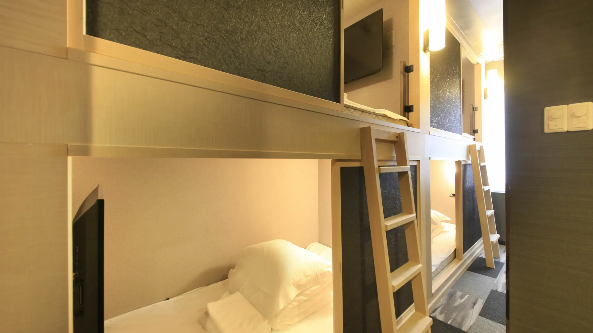 Centurion Cabin & Spa 京都 3*,