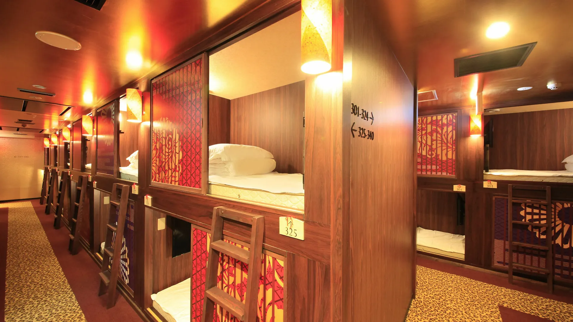 胶囊旅馆 Centurion Cabin & Spa 京都