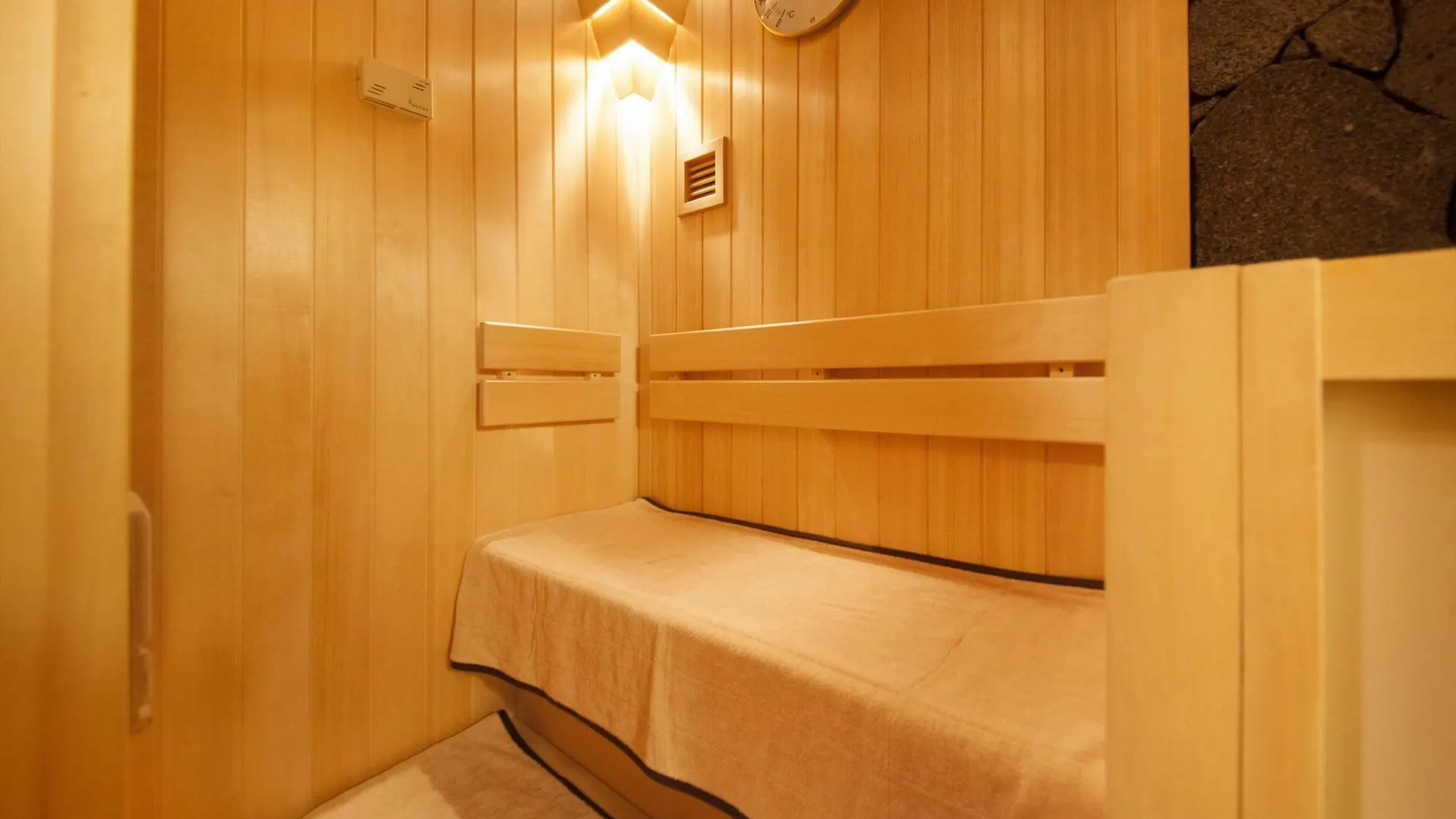 胶囊旅馆 Centurion Cabin & Spa 京都